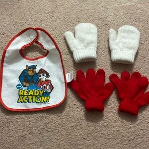 Baby bibs and gloves